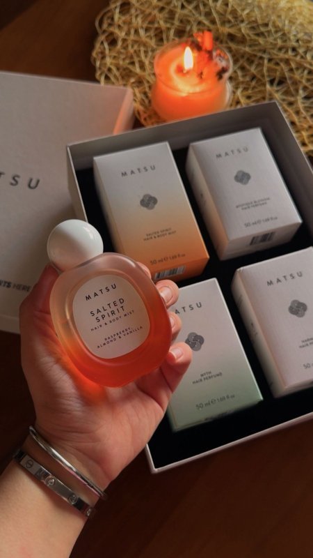 بكج عطور الشعر المكون من 4 روائح